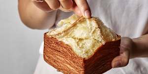 Tissue bread.