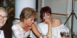 Princess Diana and Liza Minnelli,1991:“Diana gave us eight seconds to take these.”
