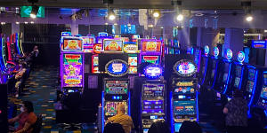 Under Premier Dominic Perrottet’s reform plan,cash will be removed from all poker machines by December 31,2028.