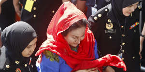 Rosmah Mansor,wife of former Malaysian prime minister Najib Razak,arrives at Malaysian Anti-Corruption Commission on Tuesday.