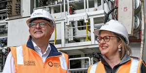 Prime Minister Anthony Albanese and Premier Jacinta Allan touring the North East Link site on Thursday. 
