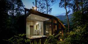 These spacious bushland spa cabins make for a perfect romantic getaway.