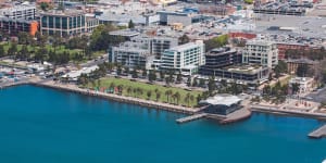 Novotel Geelong has a prime position on Geelong's waterfront.