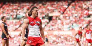 Tom Papley crashed his car on his way to the SCG,then starred for the Swans