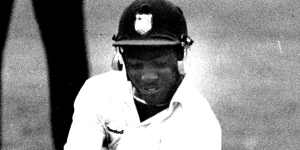 Brian Lara on his way to an imperious 277 at the SCG.