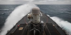 A US Navy guided missile destroyer in the Taiwan Strait,December 30,2020. 