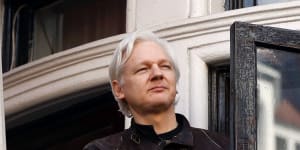 Manafort tried to broker deal with Ecuador to hand Assange over to US