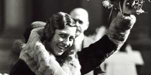 Amy Johnson waves to crowd at Town Hall in Sydney on 4 June 1930