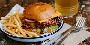 Billy Boils'chicken burger. 