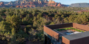 Spectacular Arizona adults-only escape