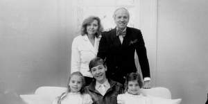 Carla Zampatti and then-husband John Spender in 1986,with (front from left) Bianca,Alex and Allegra.