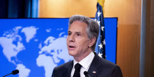 US Secretary of State Antony Blinken says the meeting shows “China feels no responsibility to hold the Kremlin accountable”.