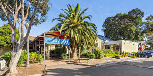 The Dava Hotel,on Mount Martha’s Esplanade,has undergone major renovations over the past two decades. 
