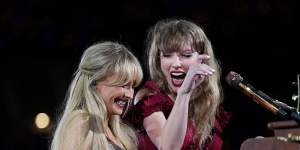 There was one major difference between Pink’s and Taylor Swift’s tours. The music industry wants to get rid of it