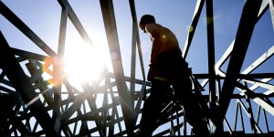 Builder fined after Mandurah roof'lifted off'house on windy night