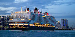 Disney Adventure has capacity for 6700 passengers.