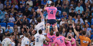 Jed Holloway goes up for the Waratahs