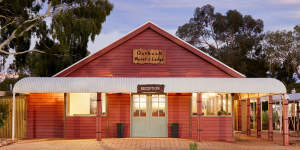 Outback Hotel and Lodge.