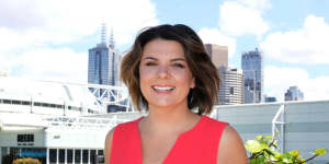 Kelli Underwood.