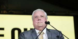 Clive Palmer remains confident of picking up the sixth Victorian Senate seat.