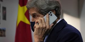 John Kerry,US Special Presidential Envoy for Climate,outside the Chinese delegation office at the COP26 UN Climate Summit in Glasgow,Scotland,on Friday,as negotiations went into overtime.