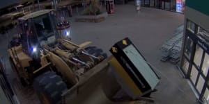 Townsville thief takes off with ATM in front-end loader