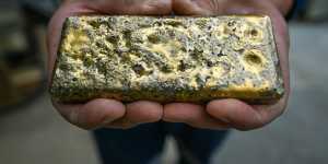 A single gold bar is worth $400K? The age-old investment that’s set to keep climbing