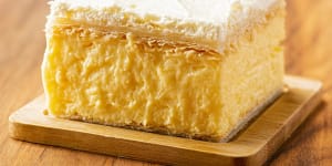 Delectable vanilla slice with custard and buttercream icing strxxwishdish Wish DishÂ Vanilla sliceÂ Ben Groundwater