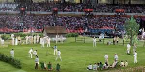 Cricket featured at the London 2012 Olympics opening ceremony,but the sport has not officially been played at the Games since 1900.