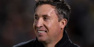 Sydney FC dumped out of FFA Cup by Robbie Fowler's Brisbane Roar