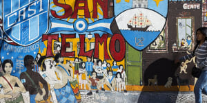 Buenos Aires'oldest neighbourhood,San Telmo,is a vibrant cultural district. 
