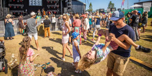 Warm sun and cold bevvies:St Kilda Festival ends live-music drought