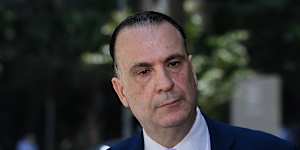 Peter V’landys is suing racing news website The Thoroughbred Report and its managing director,Vicky Leonard. 