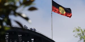 Explanation sought for $25m price tag to fly Aboriginal flag on Harbour Bridge