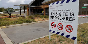 WA women’s prisons to stub out smoking