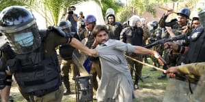 Pakistan’s Supreme Court orders release of Imran Khan after his arrest sparks violence