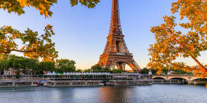 Autumn or spring are the times to visit France to avoid crowds.