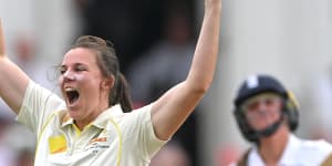 Beaumont breaks records but Australia lead Ashes Test