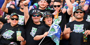 Warriors fans create some atmosphere at Suncorp Stadium on Sunday.