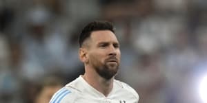 Gunmen threaten Messi,shoot at supermarket owned by in-laws