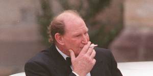 The late Kerry Packer in 1995 had his own suspicions about who stole his gold.