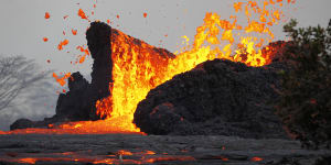 New lava flow advances towards Hawaii geothermal plant