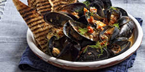 Mussels fried with tomato,black pepper and fennel seeds.