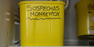 A bucket with suspected monkeypox sample at the microbiology laboratory of La Paz Hospital in Madrid,Spain,where there has been an outbreak.