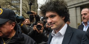 ‘Saviour’:FTX founder faces new charges,accused of hiding political donations