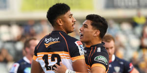 Perfect 10:Brumbies continue home run as early blitz blows away Rebels