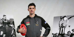 Scott Pendlebury alongside images of fellow premiership greats Gordon Coventry and Tony Shaw.