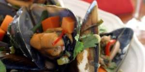 Thai mussels with sweet potato
