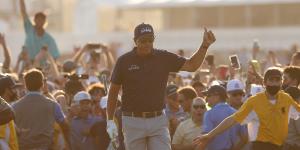 Mickelson becomes oldest major winner with PGA Championship triumph