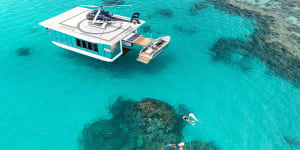 Snorkelling off the Heart Reef pontoon.